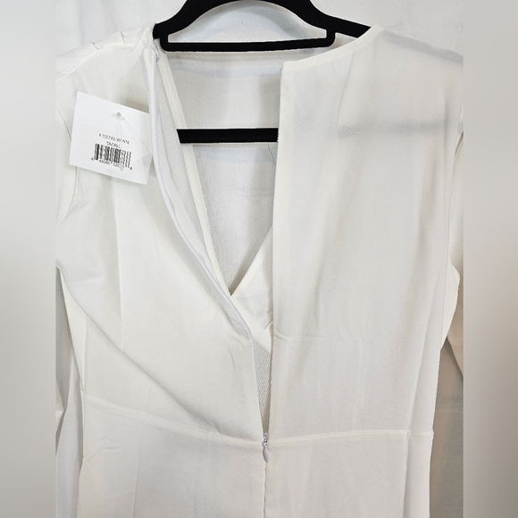 Fraiche V-neck Mini-dress in size Small White with 3/4 length sleeves NWT - Picture 7 of 7